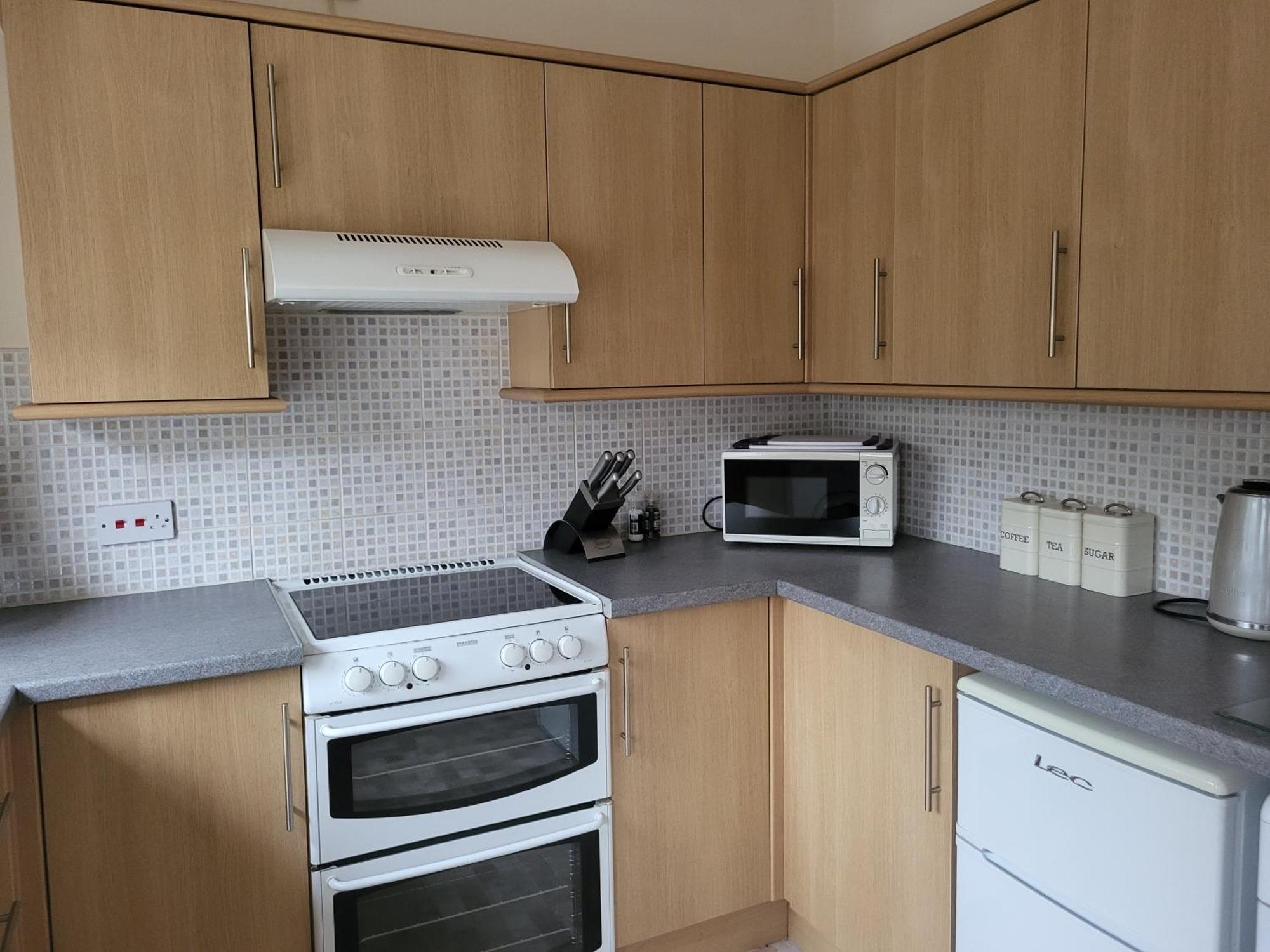 Grayz Townhouse - Free Onsite Parking For 2 Cars Villa Lincoln Eksteriør billede